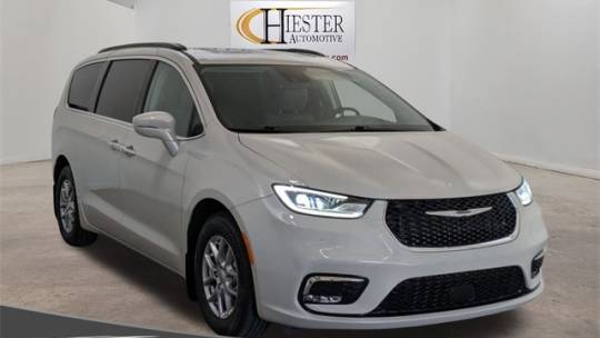 2021 Chrysler Pacifica Touring — Minivan — 41,975 mi — Sanford, NC