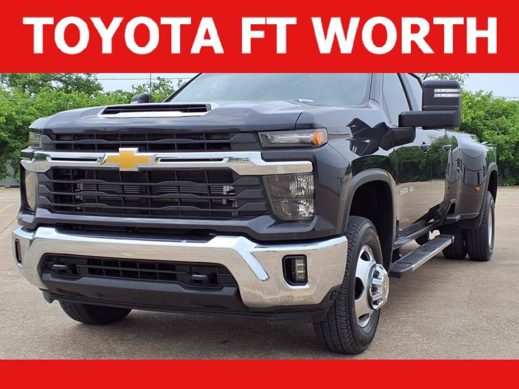2024 Chevrolet Silverado 3500HD LT — Pickup Truck — 23,670 mi — Fort Worth, TX