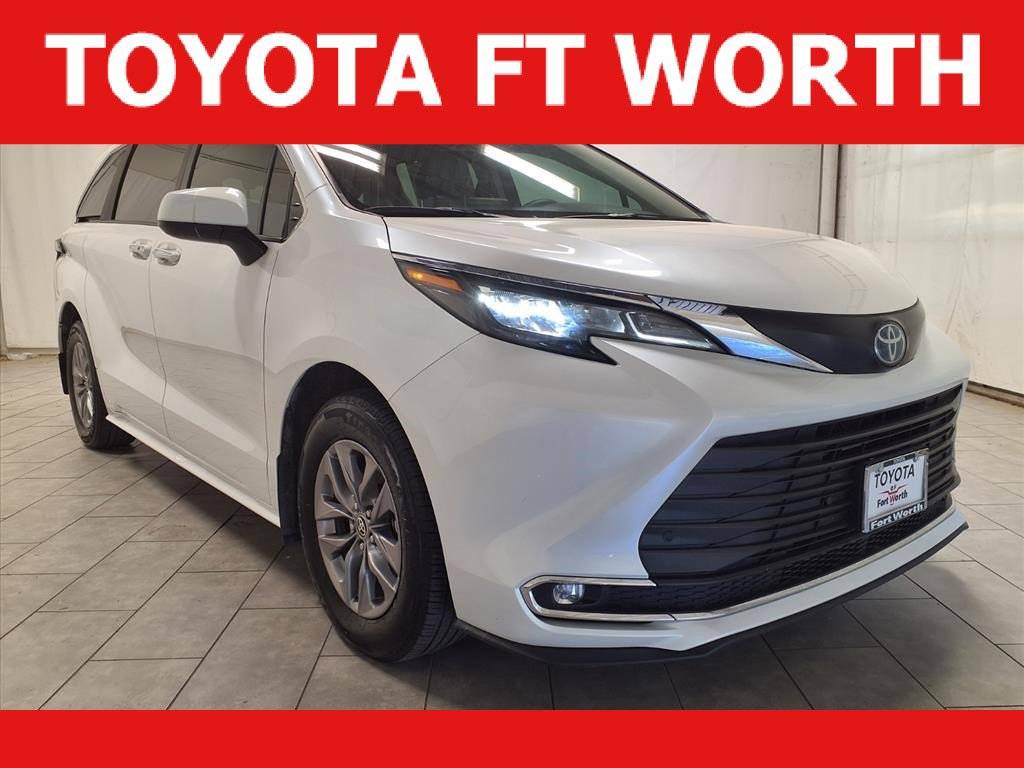 2024 Toyota Sienna XLE — Minivan — 20,902 mi — Fort Worth, TX