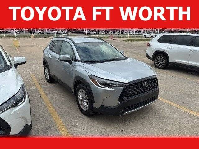 2024 Toyota Corolla Cross LE — SUV — 31,021 mi — Fort Worth, TX