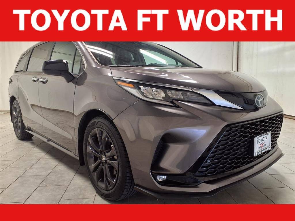 2022 Toyota Sienna XSE — Minivan — 53,643 mi — Fort Worth, TX