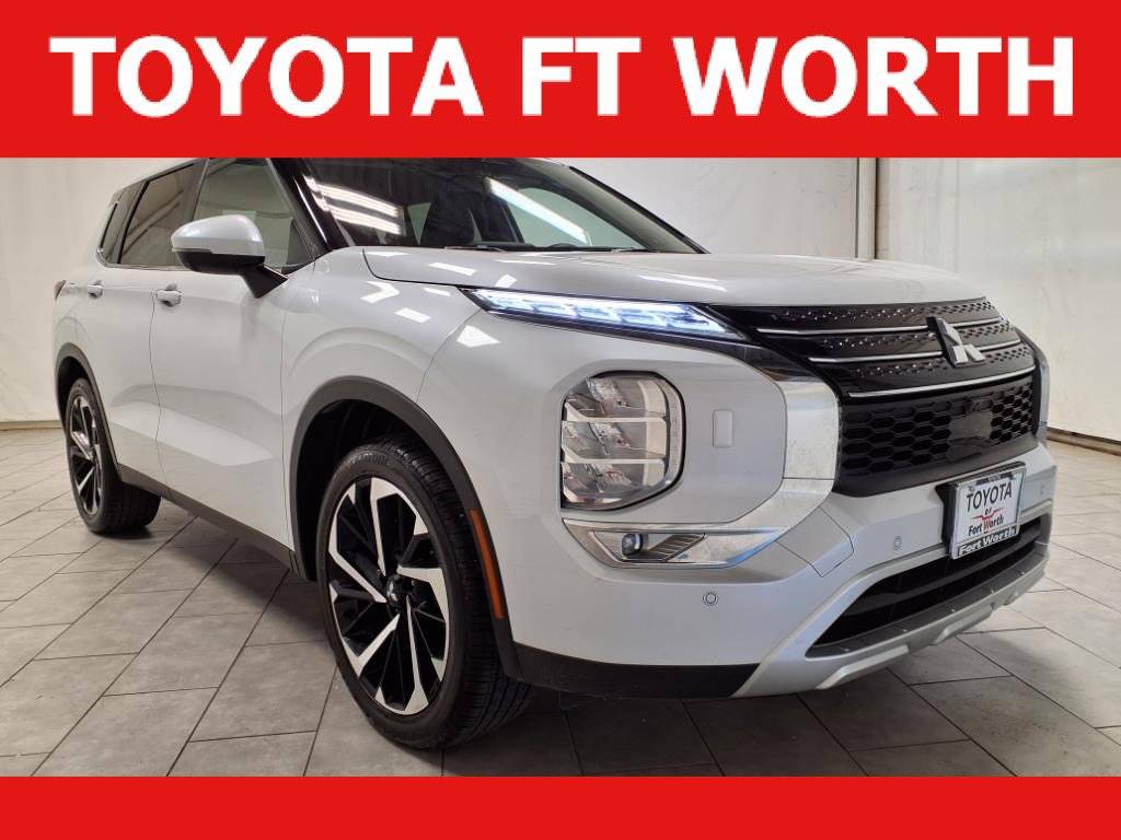 2024 Mitsubishi Outlander SE — SUV — 8,158 mi — Fort Worth, TX