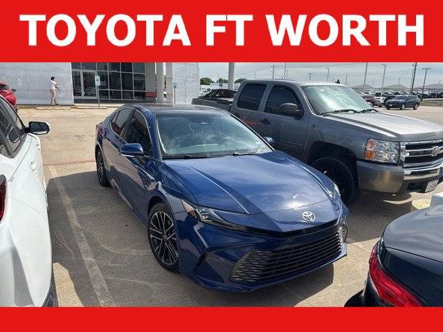 2025 Toyota Camry Hybrid XLE — Sedan — 4,686 mi — Fort Worth, TX
