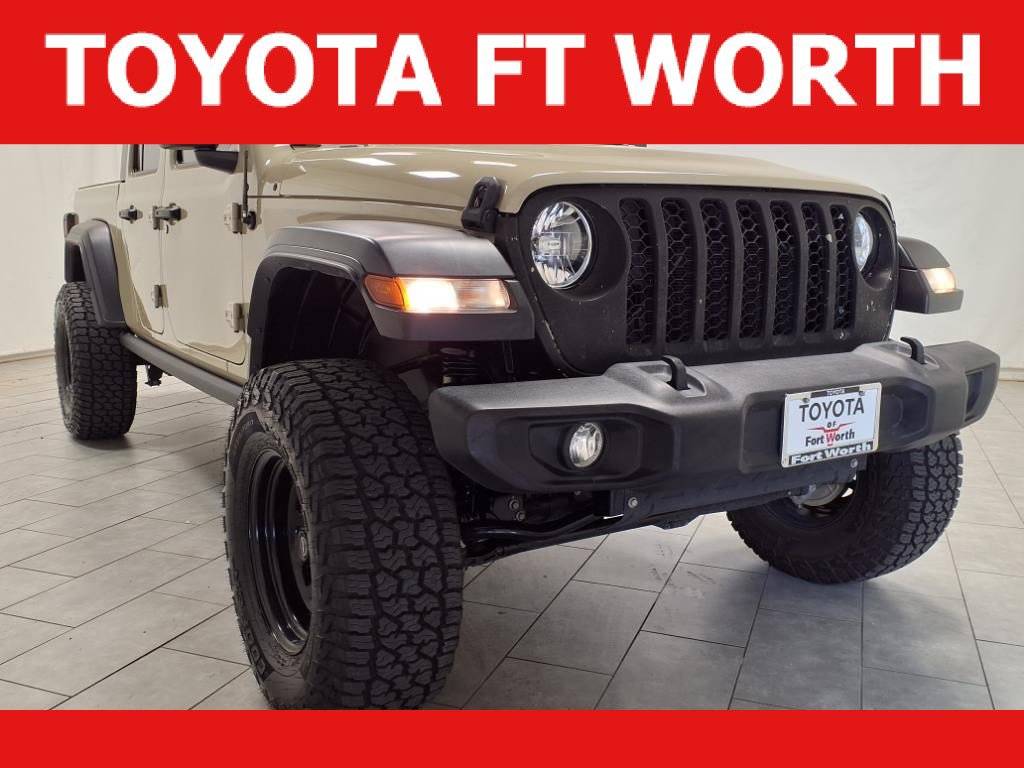 2020 Jeep Gladiator Sport S — Pickup Truck — 77,829 mi — Fort Worth, TX