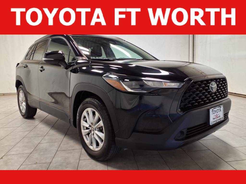 2023 Toyota Corolla Cross LE — SUV — 46,687 mi — Fort Worth, TX