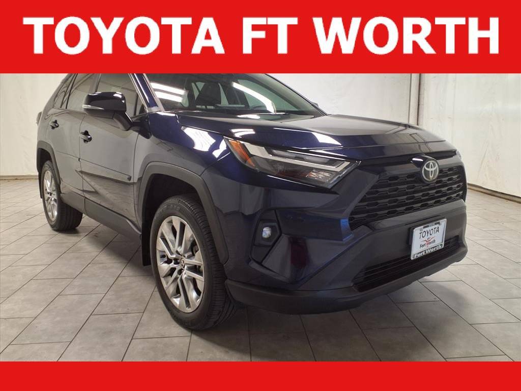 2025 Toyota RAV4 XLE Premium — SUV — 5,062 mi — Fort Worth, TX