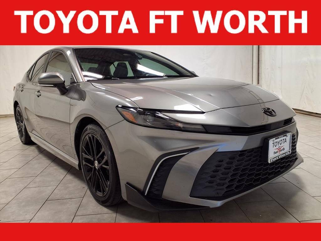 2025 Toyota Camry Hybrid SE — Sedan — 21,966 mi — Fort Worth, TX