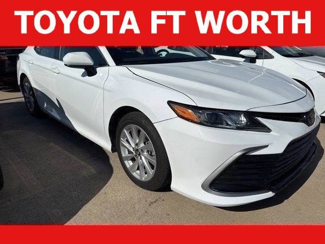 2024 Toyota Camry LE — Sedan — 27,399 mi — Fort Worth, TX