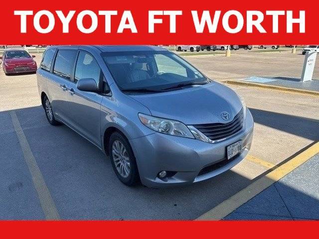 2014 Toyota Sienna XLE — Minivan — 91,251 mi — Fort Worth, TX