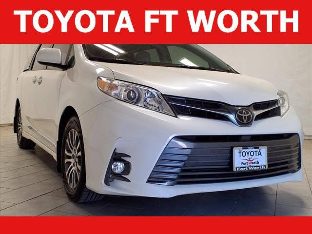 2018 Toyota Sienna L — Minivan — 65,733 mi — Fort Worth, TX