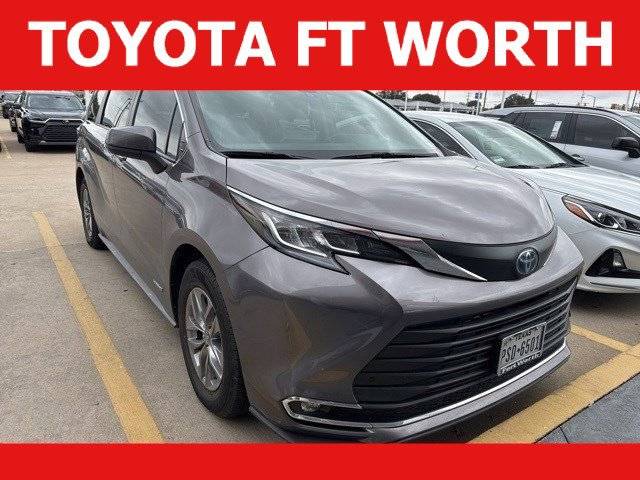 2021 Toyota Sienna XLE — Minivan — 37,330 mi — Fort Worth, TX