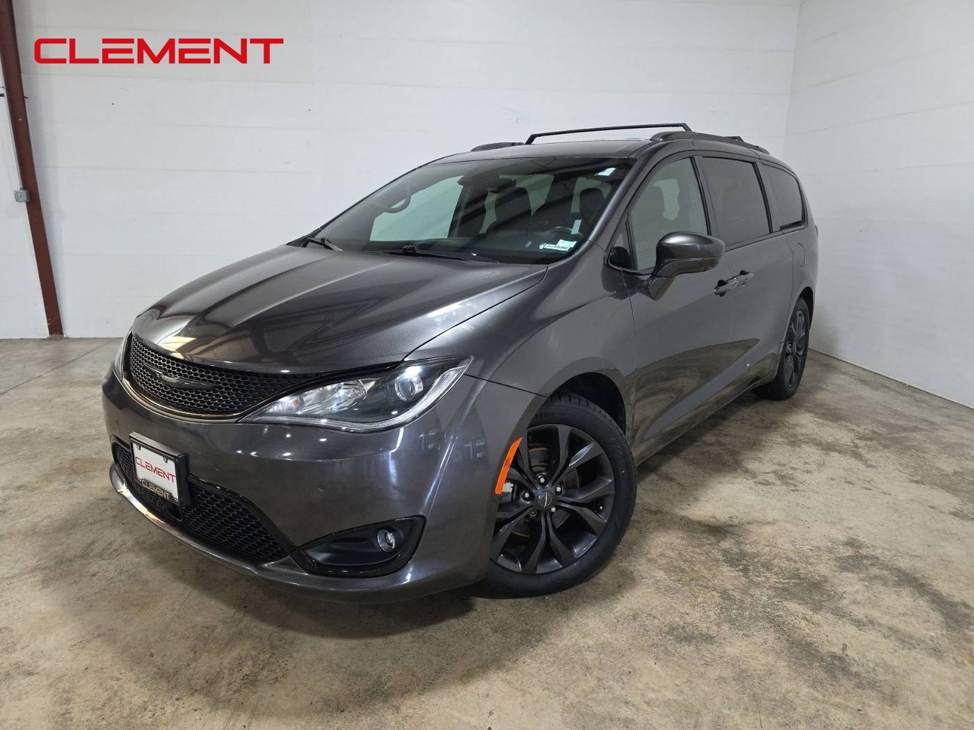 2019 Chrysler Pacifica Touring L Plus — Minivan — 81,175 mi — Wentzville, MO