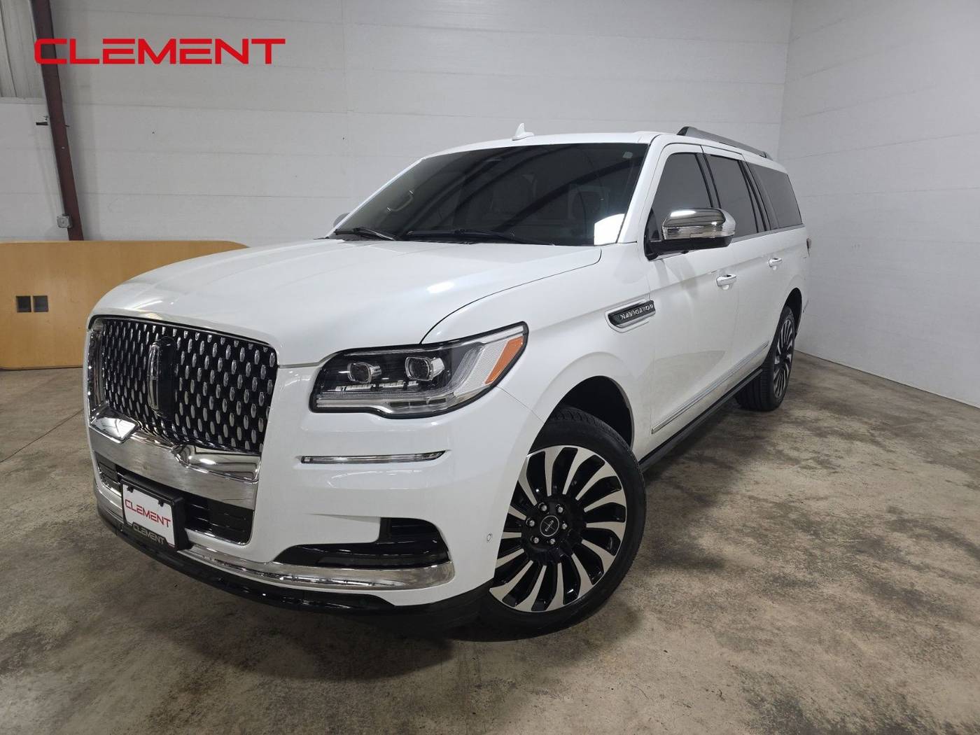 2022 Lincoln Navigator Black Label — SUV — 30,755 mi — Wentzville, MO