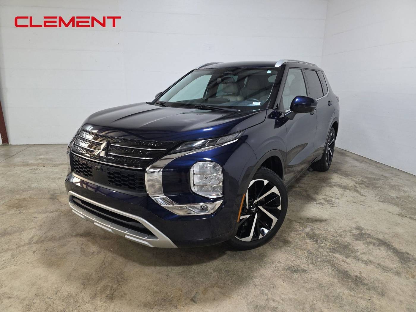 2023 Mitsubishi Outlander SEL Black Edition — SUV — 16,738 mi — Wentzville, MO