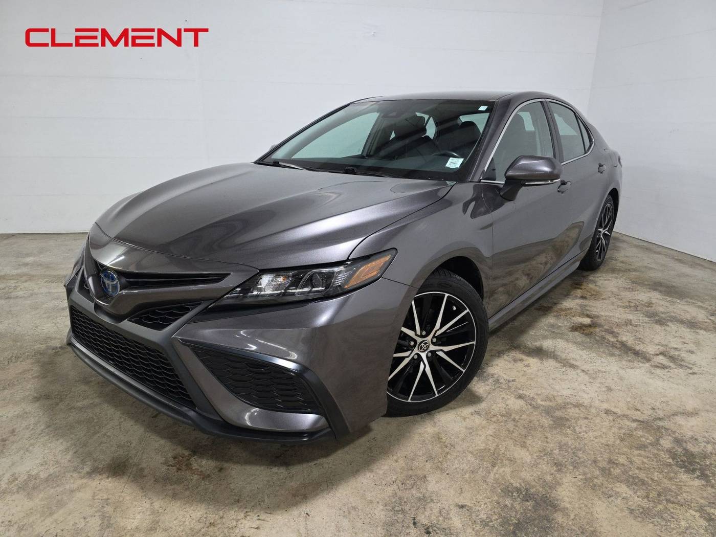 2023 Toyota Camry Hybrid SE — Sedan — 58,481 mi — Wentzville, MO