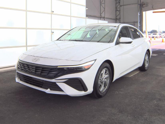 2025 Hyundai Elantra SE — Sedan — 5,542 mi — Temple Hills, MD