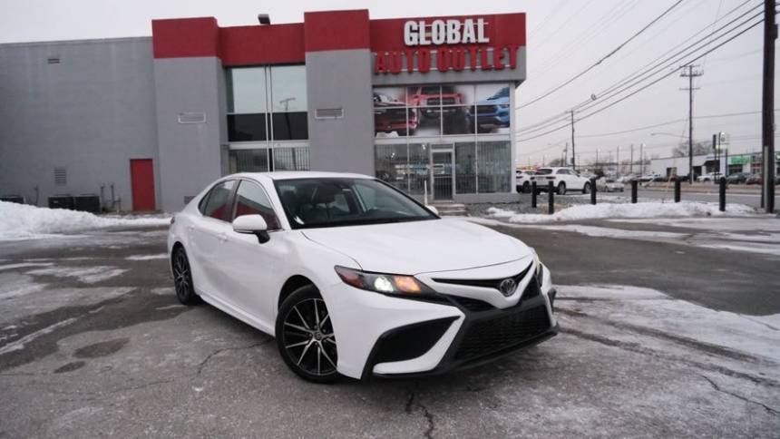 2022 Toyota Camry SE — Sedan — 110,861 mi — Temple Hills, MD