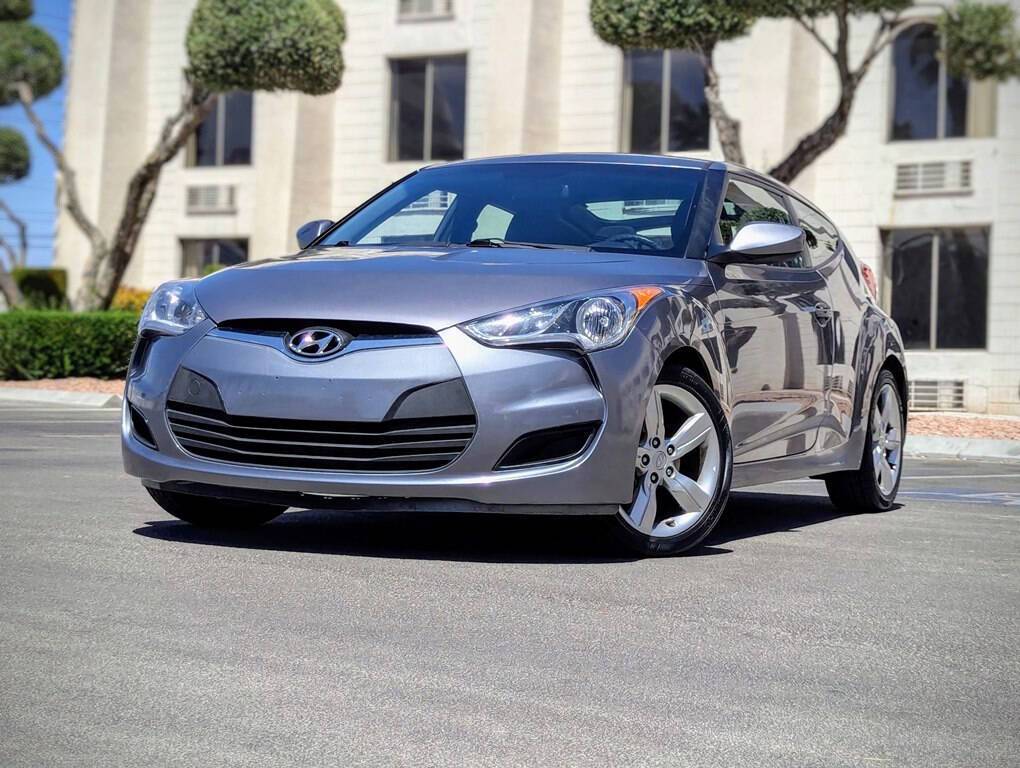 2015 Hyundai Veloster Base — Hatchback — 70,429 mi — Las Vegas, NV