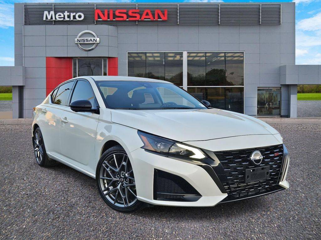 2023 Nissan Altima SR — Sedan — 11,992 mi — Dallas, TX