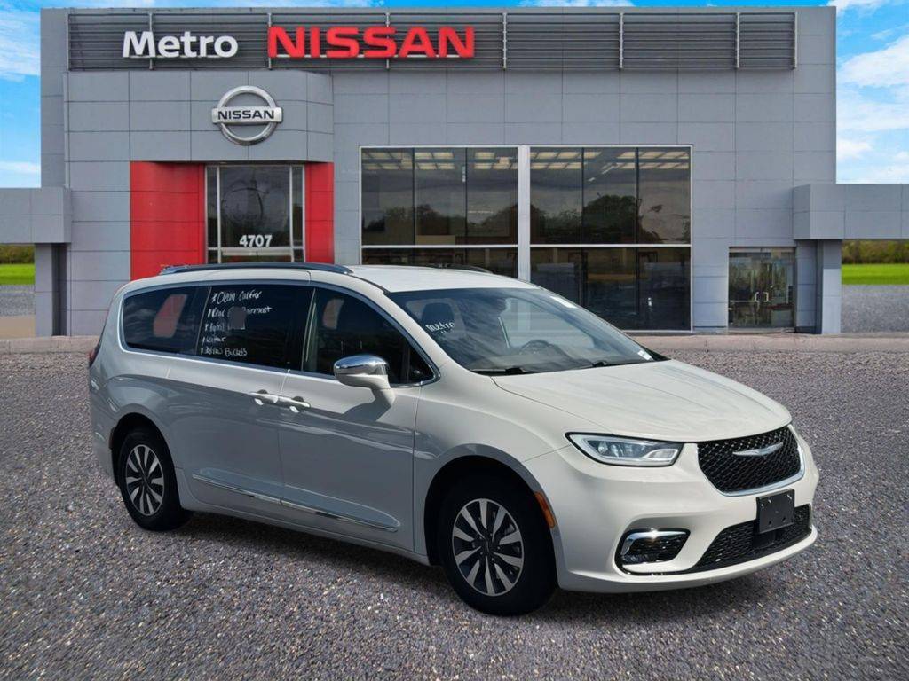 2021 Chrysler Pacifica Hybrid Limited — Minivan — 73,051 mi — Dallas, TX