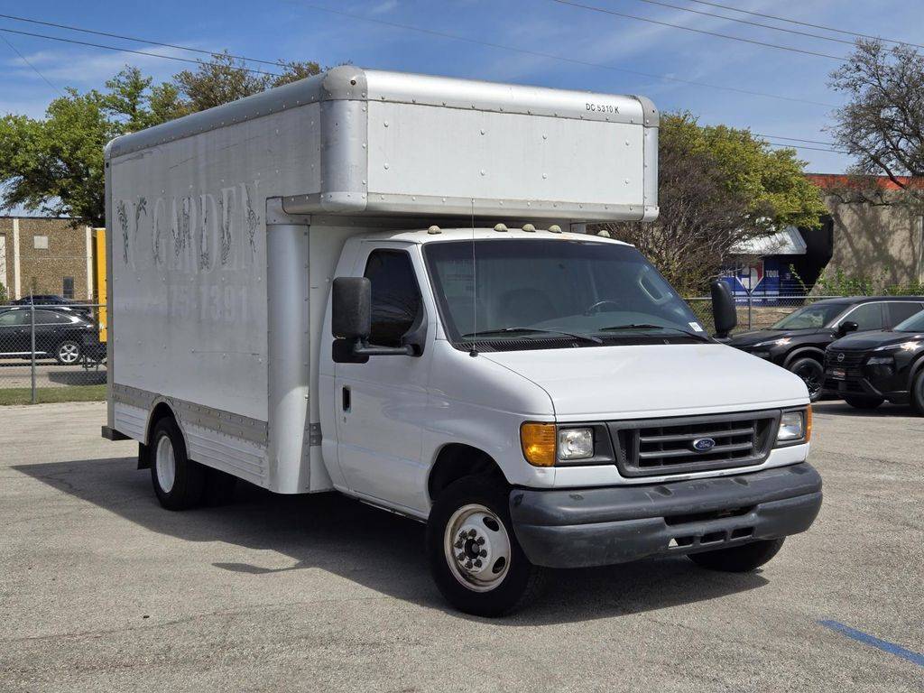 2007 Ford Econoline Commercial Cutaway E-450