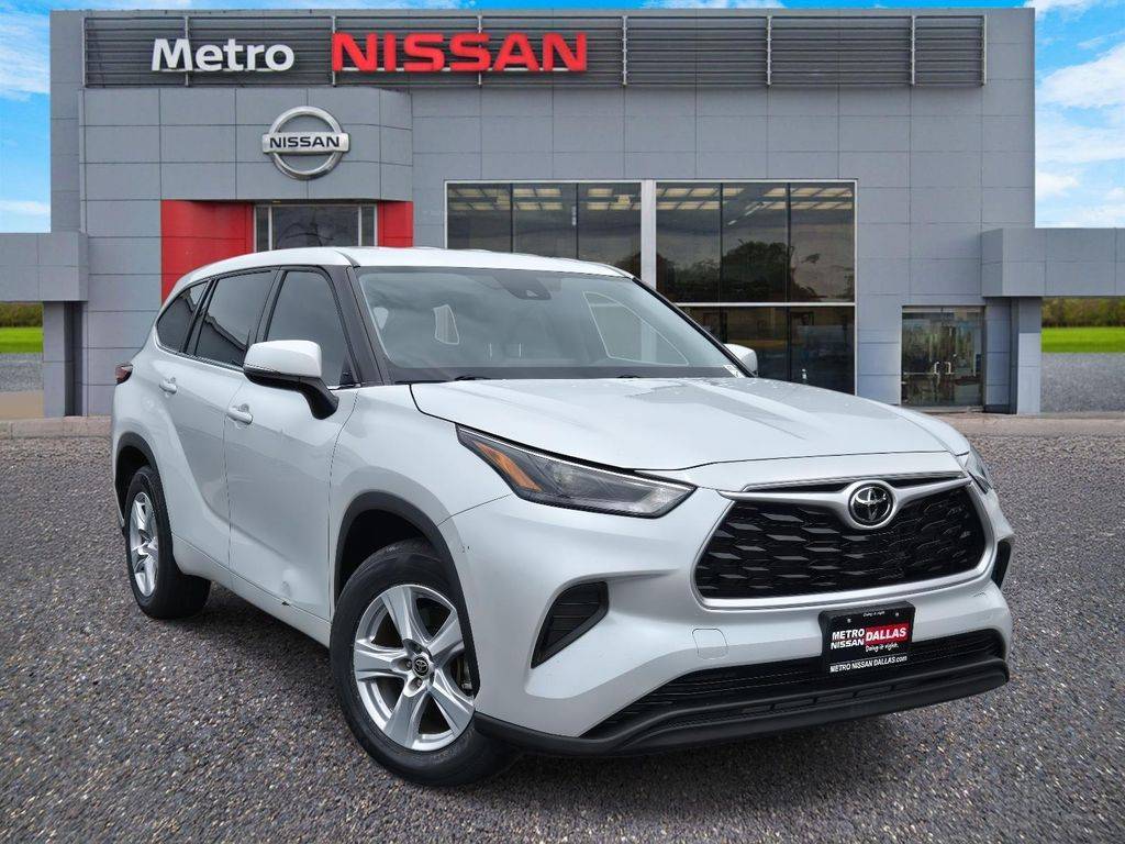 2022 Toyota Highlander L — SUV — 70,860 mi — Dallas, TX