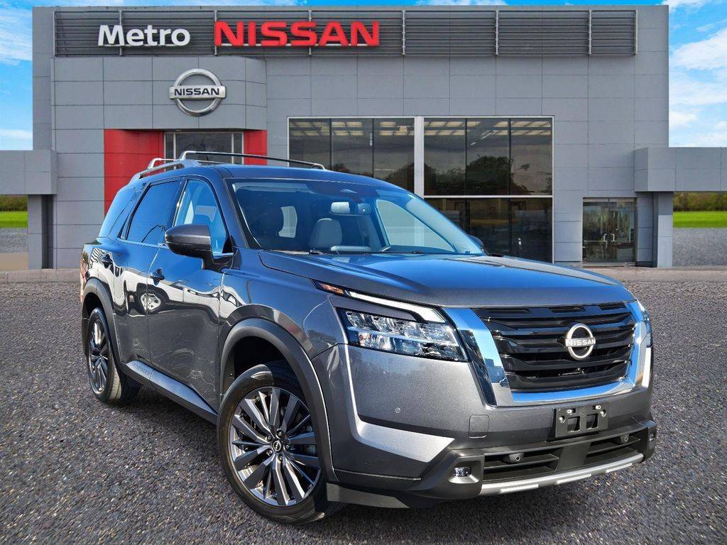 2022 Nissan Pathfinder SL — SUV — 34,618 mi — Dallas, TX