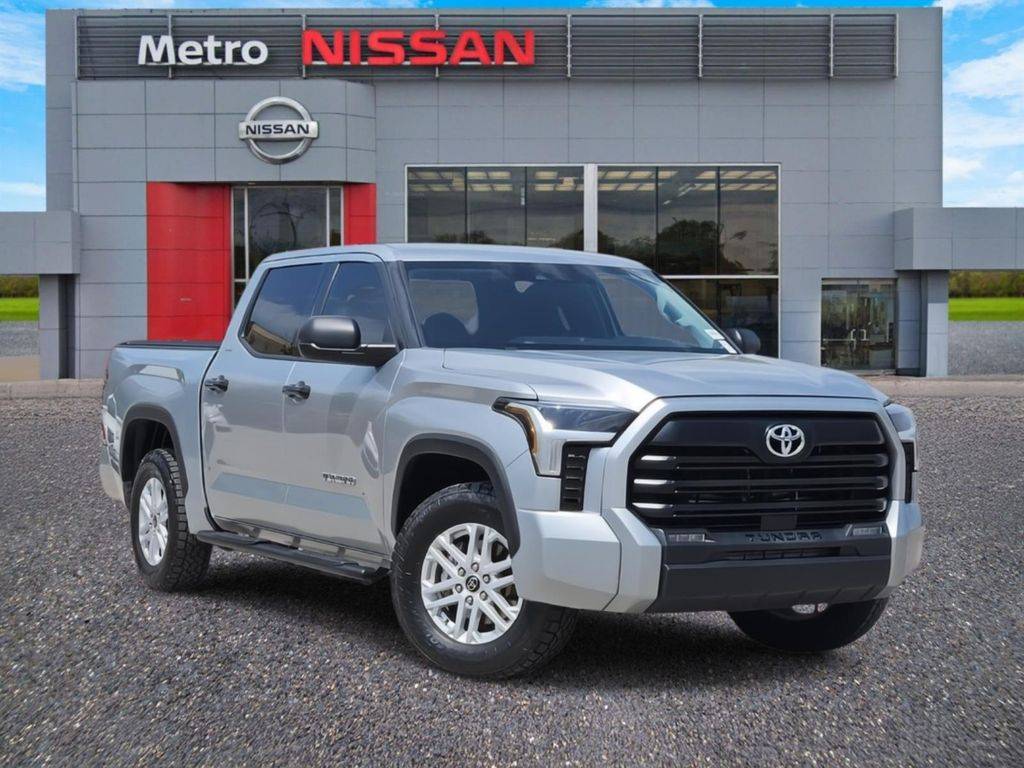 2022 Toyota Tundra SR5 — Pickup Truck — 38,928 mi — Dallas, TX