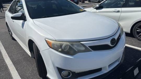 2014 Toyota Camry LE — Sedan — 115,168 mi — Palm Harbor, FL