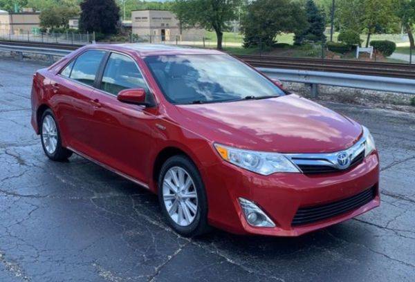 Used 2014 Toyota Camry Hybrid for Sale (with Photos) | U.S. News ...