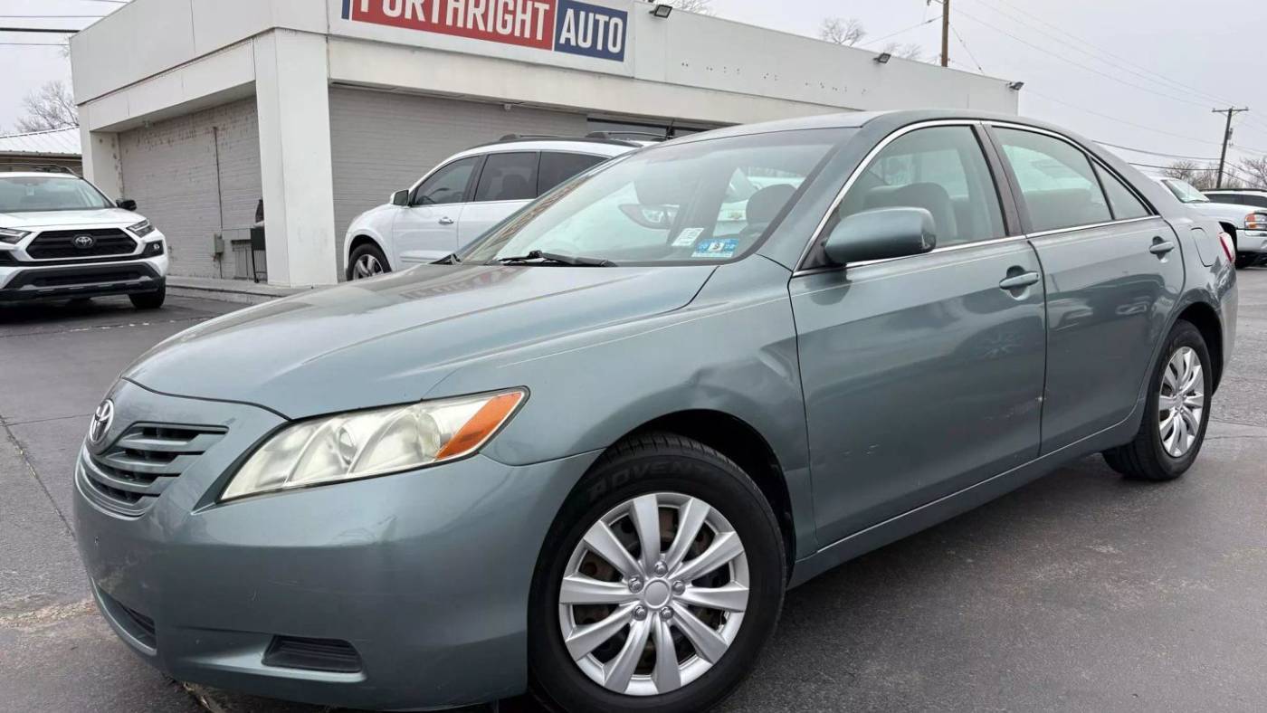 2007 Toyota Camry LE — Sedan — 169,302 mi — Albuquerque, NM