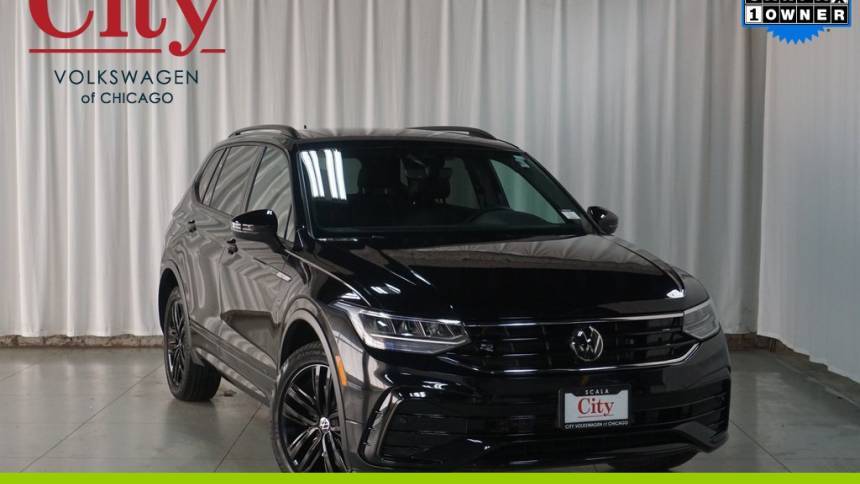2022 Volkswagen Tiguan SE R-Line Black — SUV — 30,699 mi — Chicago, IL
