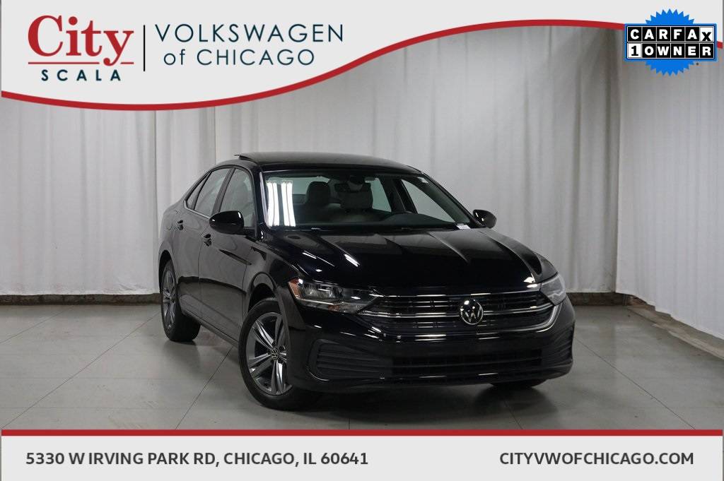 2024 Volkswagen Jetta SE — Sedan — 4,721 mi — Chicago, IL