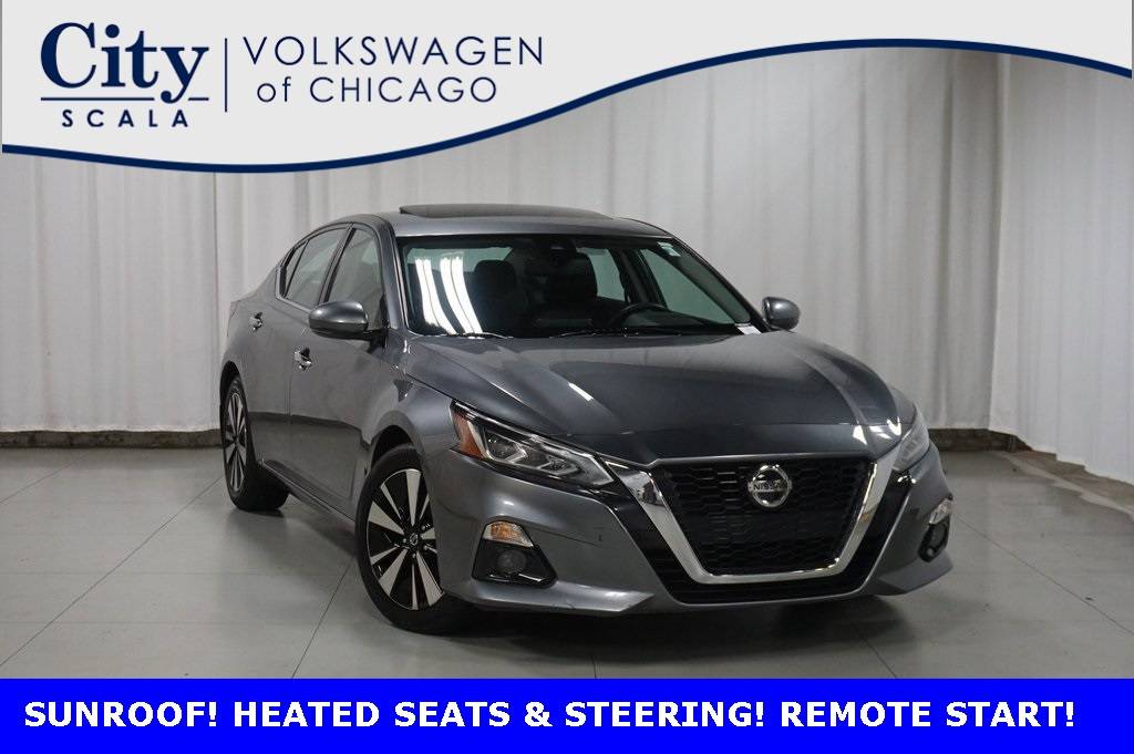 2020 Nissan Altima SV — Sedan — 84,916 mi — Chicago, IL