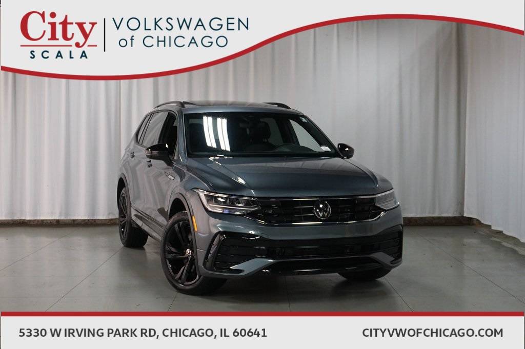 2023 Volkswagen Tiguan SE R-Line Black — SUV — 20,459 mi — Chicago, IL