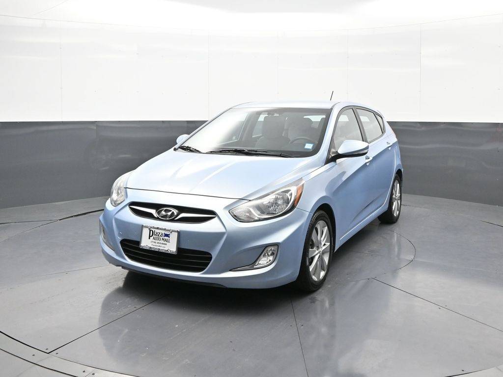 2013 Hyundai Accent SE — Hatchback — 16,662 mi — Brooklyn, NY