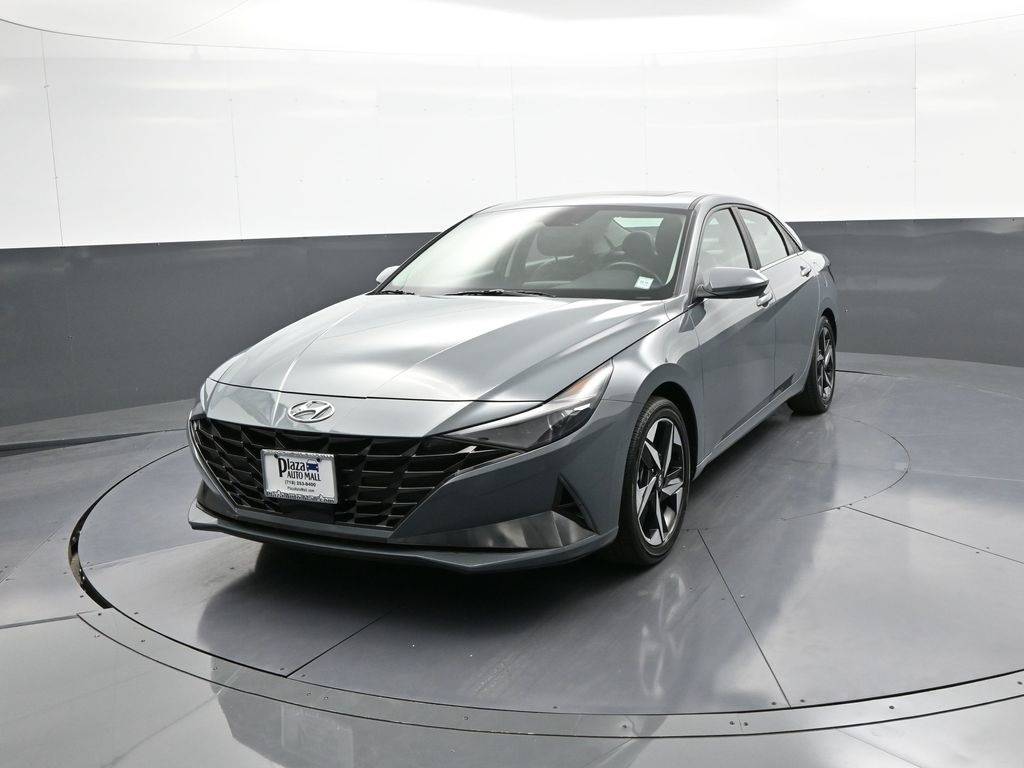 2022 Hyundai Elantra Hybrid Limited — Sedan — 10,173 mi — Brooklyn, NY