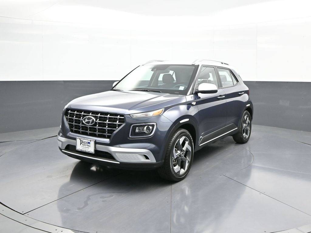 2022 Hyundai Venue Limited — SUV — 12,813 mi — Brooklyn, NY
