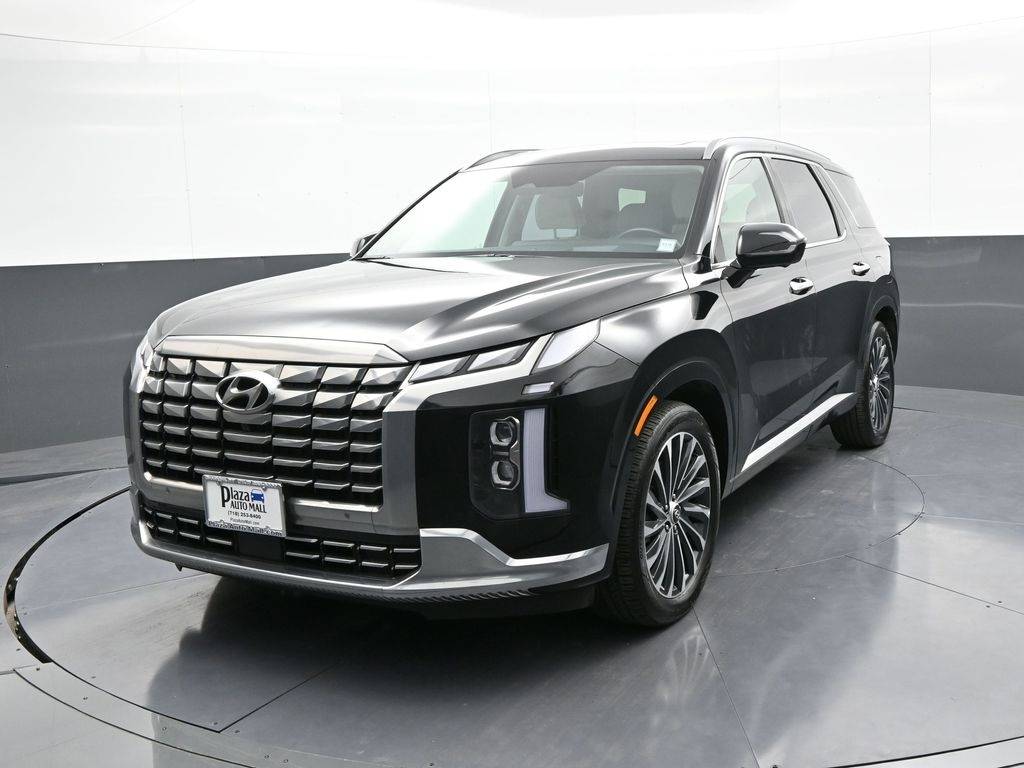 2023 Hyundai Palisade Calligraphy — SUV — 17,246 mi — Brooklyn, NY