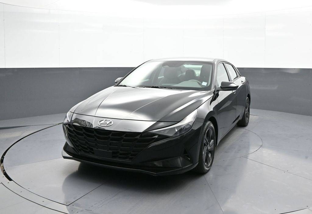 2022 Hyundai Elantra SEL — Sedan — 26,717 mi — Brooklyn, NY