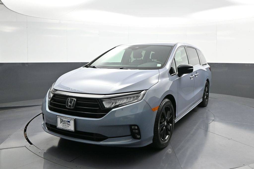 2023 Honda Odyssey Sport — Minivan — 19,076 mi — Brooklyn, NY