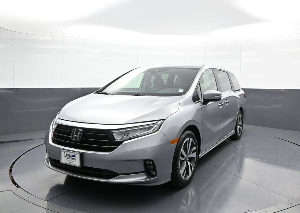 2024 Honda Odyssey Touring — Minivan — 25,207 mi — Brooklyn, NY