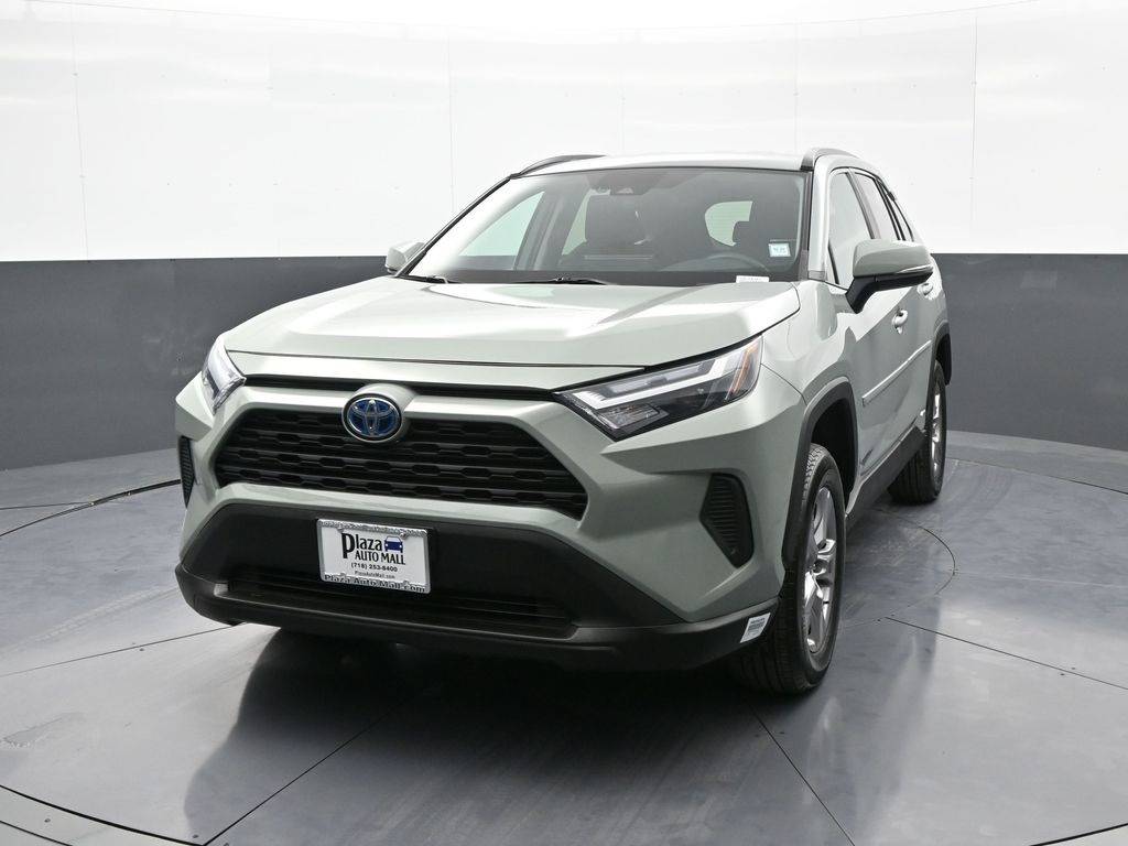2022 Toyota RAV4 Hybrid XLE — SUV — 14,577 mi — Brooklyn, NY