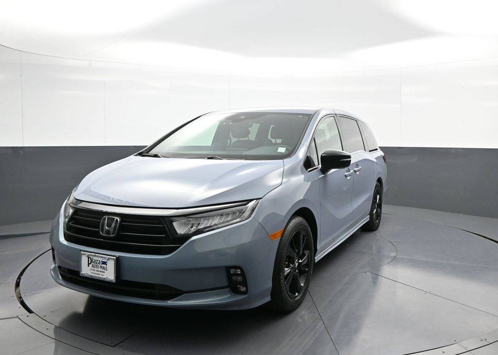 2023 Honda Odyssey Sport — Minivan — 15,244 mi — Brooklyn, NY