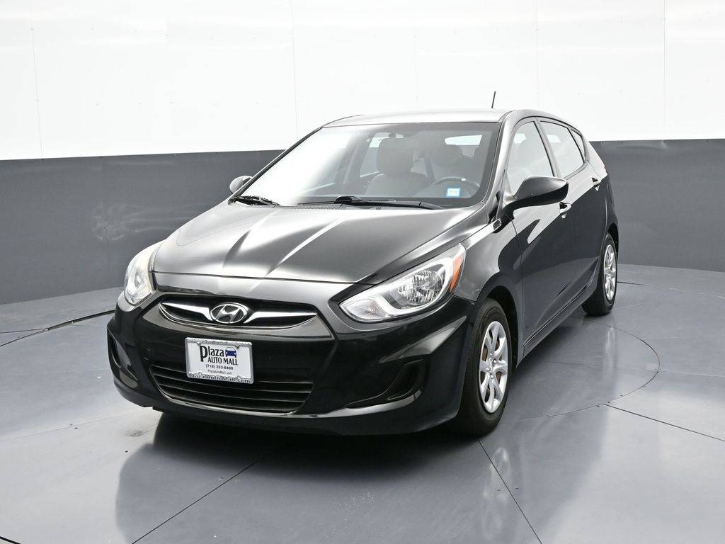 2013 Hyundai Accent GS — Hatchback — 21,379 mi — Brooklyn, NY