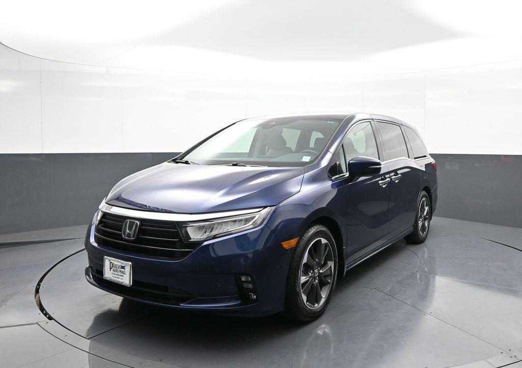 2023 Honda Odyssey Elite — Minivan — 10,809 mi — Brooklyn, NY