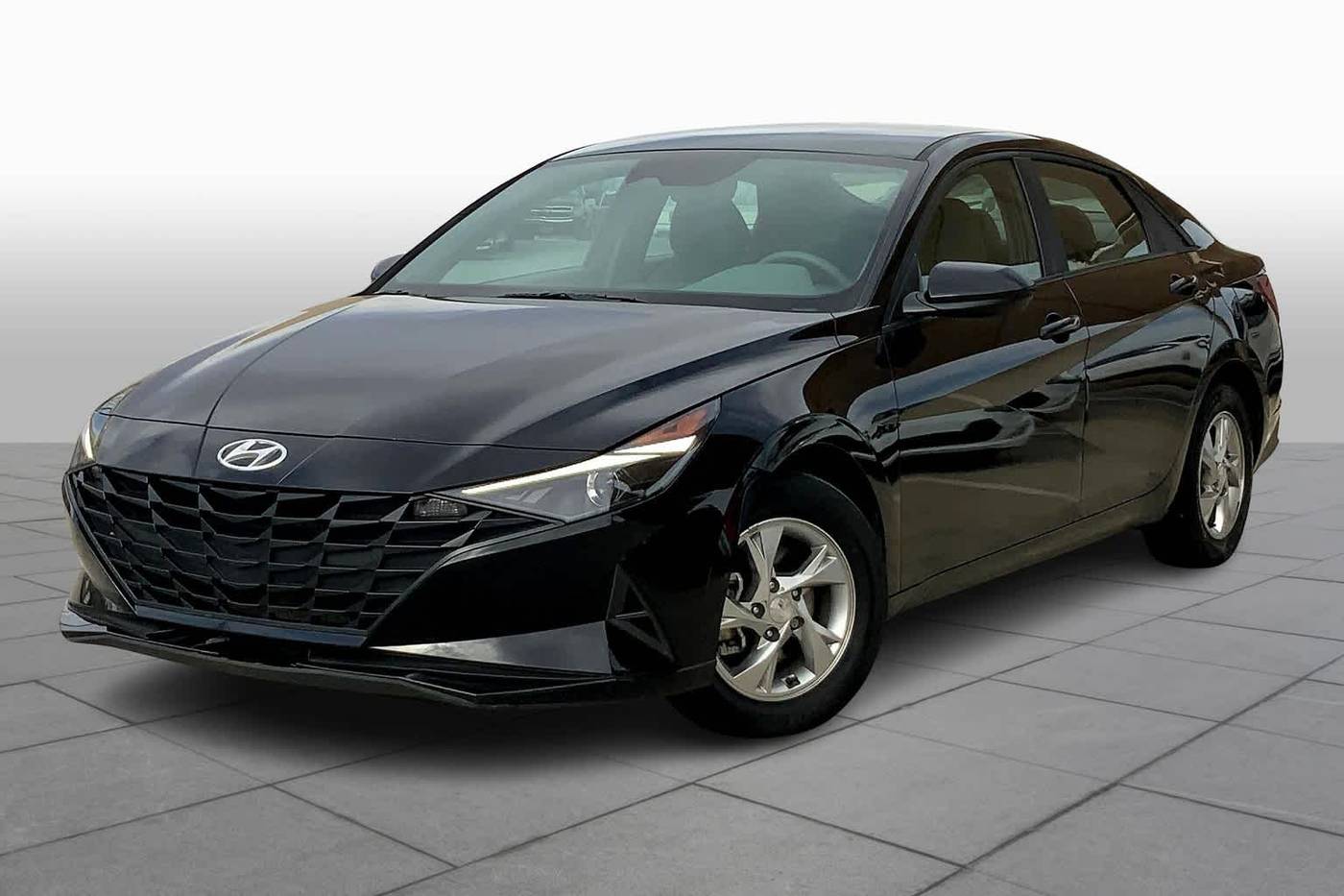 2023 Hyundai Elantra SE — Sedan — 30,900 mi — Oklahoma City, OK