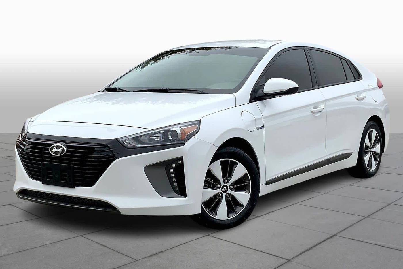 2019 Hyundai Ioniq Plug-In Hybrid Base — Hatchback — 43,752 mi — Oklahoma City, OK