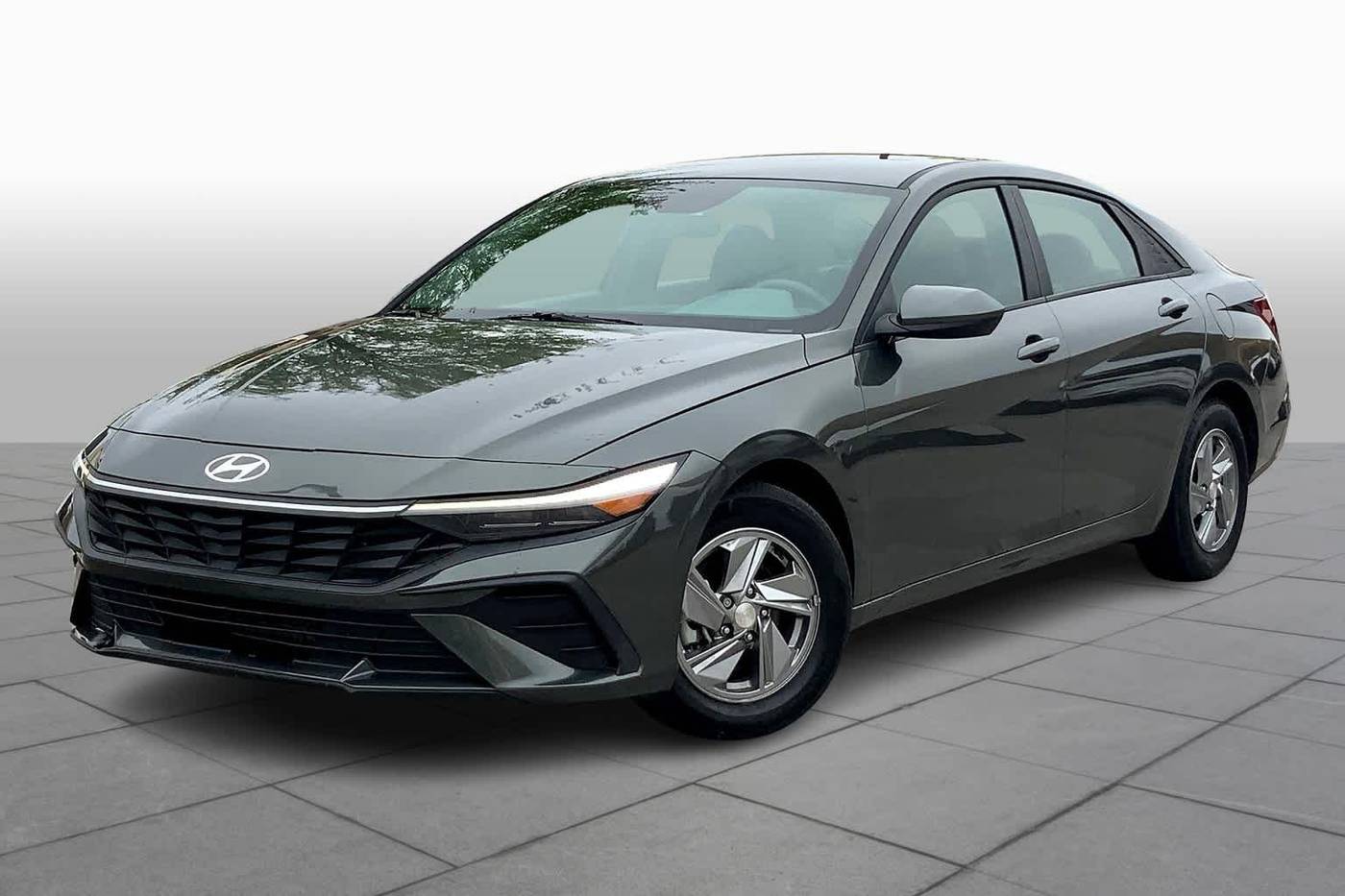 2024 Hyundai Elantra SE — Sedan — 30,401 mi — Oklahoma City, OK