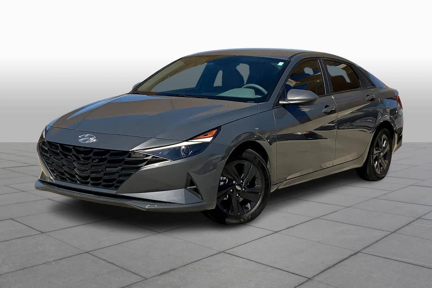 2023 Hyundai Elantra Hybrid Blue — Sedan — 15,541 mi — Oklahoma City, OK